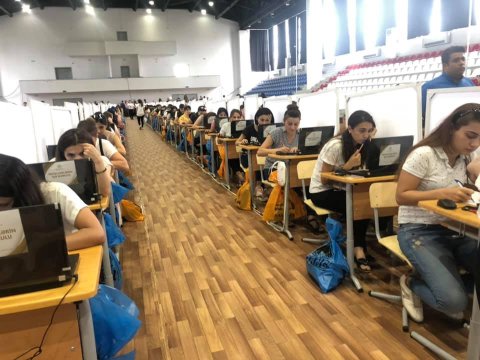 İctimaiyyət nümayəndələri müəllimlərin işə qəbulu üzrə imtahan prosesini izləyib - FOTOLAR