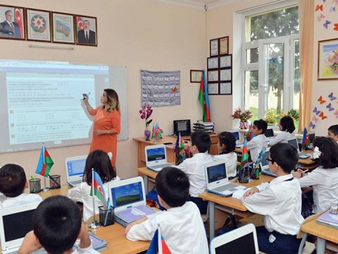 Bu gün məktəblərdə öz ixtisasını yaxşı bilməyən müəllimlər çalışır - Nazir müavini