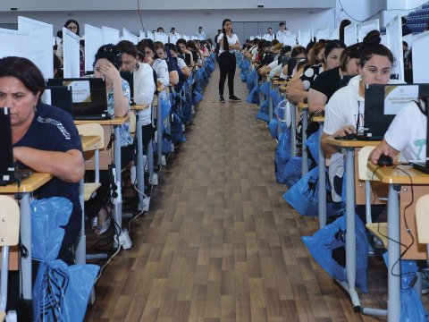 Müəllimlərin işə qəbulu imtahanları davam edir  