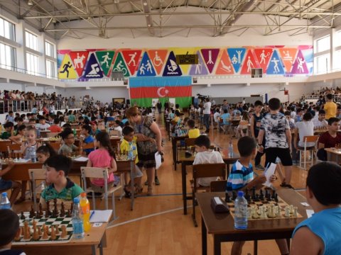 Şahmat yarışında Sumqayıt məktəbliləri öndədir