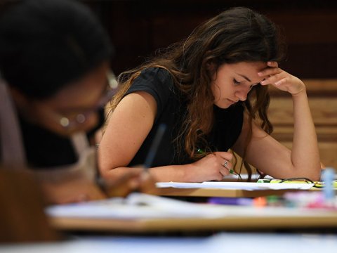 DİM-dən ixtisas seçimi ilə bağlı xəbərdarlıq: “Bu şəxslərə inanmayın!”  