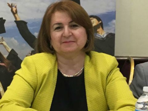 Azərbaycanlı xanım Kanadada 3-cü dəfə “İlin müəllimi” seçildi