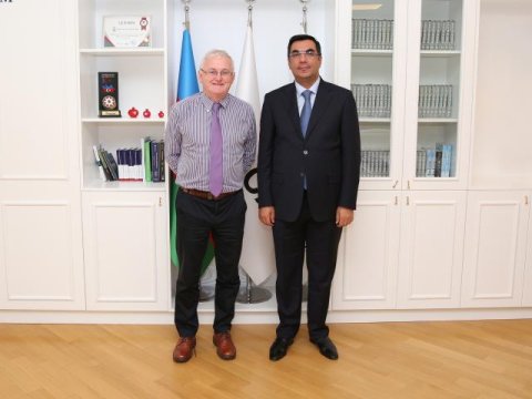 Yüksək nəticələr göstərən məzunlara BANM ilə yanaşı Heriot-Vatt Universitetinin diplomları veriləcək