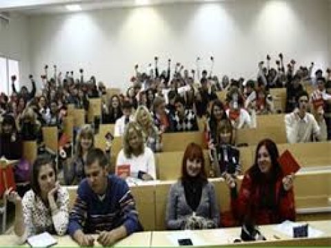 Jurnalist övladları xarici universitetlərə qəbul olundular - SİYAHI