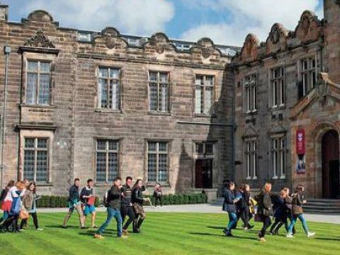 Xarici universitetləri seçərkən hansı məqamlara diqqət yetirmək vacibdir?- Cavab