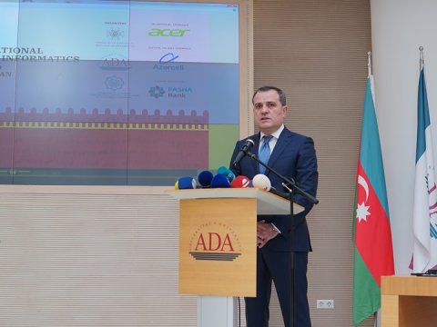 Bakıda keçirilən Beynəlxalq İnformatika Olimpiadasında iştirak üçün 600-dən çox şagird, müəllim və ekspert qeydiyyatdan keçib YENİLƏNİB 