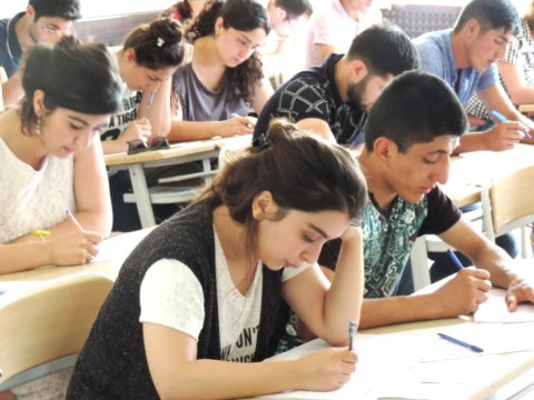 Qeydiyyatdan keçməyən abituriyentin qəbul haqqında əmri ali məktəbə göndərilməyəcək