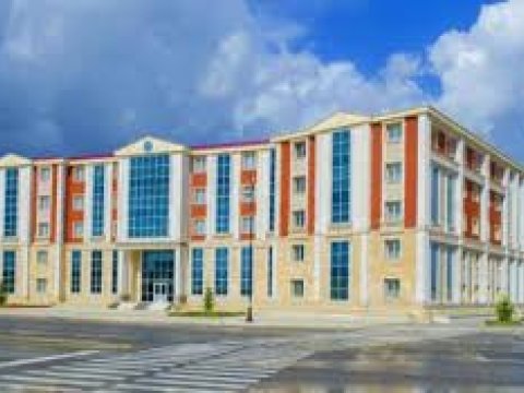 Baş  Nazir universitetin səlahiyyətin artırdı