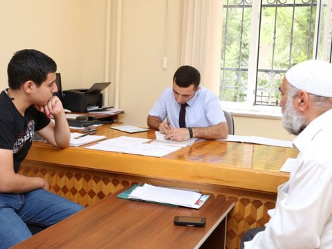 İlahiyyat İnstitutu yeni tələbələri qeydiyyatdan keçməyə çağırdı