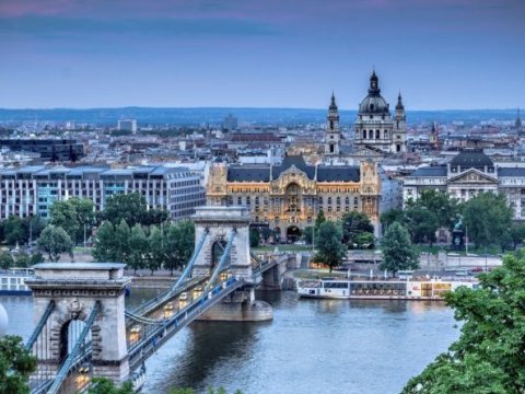 Macarıstan, Çin və Latviyada təhsil almaq üçün seçilmiş tələbələrlə görüş keçirilib  