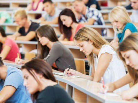 Tələbələr həmişə bu ixtisaslara üstünlük verirlər: Təhsil haqları nə qədərdir? - SİYAHI  