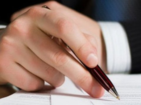 Bu imtahanda uğur qazanan şəxslərin sertifikat əldə etmək üçün qeydiyyatı davam edir