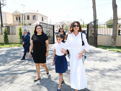 Mehriban Əliyeva körpələr evi-uşaq bağçalarının açılışında - FOTO