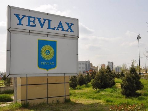 Yevlaxlı məzunlardan 318-i tələbə adını qazanıb  