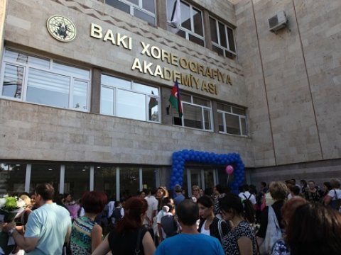 Bu universitetdə plan yerləri 70%-dən az dolub