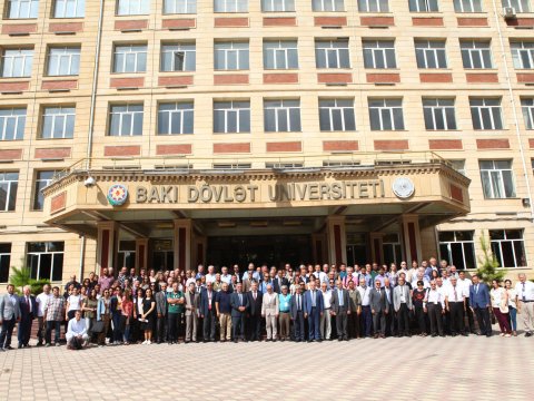 Universitetdə riyaziyyatla bağlı təlim başladı