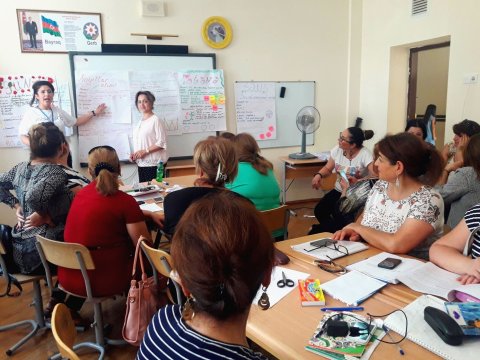 Məktəbəhazırlıq qruplarının müəllimləri üçün təlimlər keçirilir