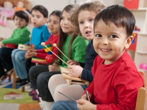 Məktəblərdə bu uşaqlara vahid geyim tətbiq edilməyəcək