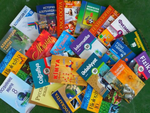 Dərsliklərin məktəblərə çatdırılması yekunlaşdı