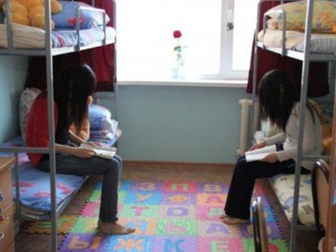 Tələbələrin kirayə ev problemi: “Oğlanlar evi dağıdırlar, qızlar isə...”  