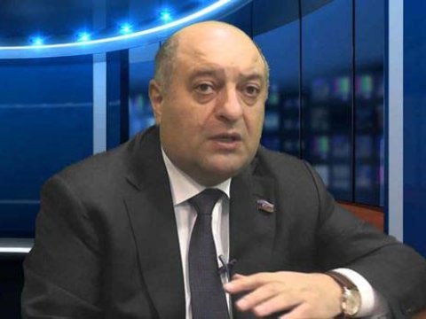 Deputatdan təklif: “Tələbə qızlar ödənişli təhsildən azad olunsunlar…” 