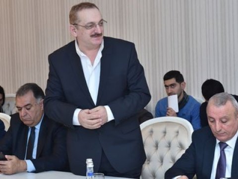 Keçmiş baş redaktor universitetə mətbuat katibi təyin olundu