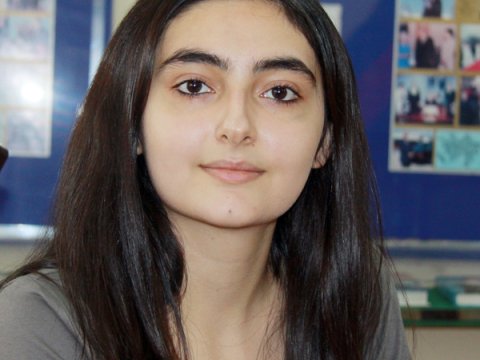 “Əgər yaxşı mütəxəssis olmaq istəyiriksə, sevdiyimiz ixtisası seçməliyik” - Yüksək bal toplayan tələbə
