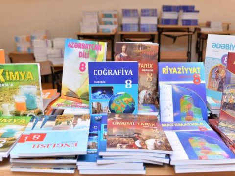 Şagirdlərin nəzərinə: Dərsliklərin paylanması üçün son 2 gün