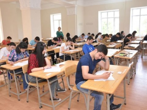 9 illik orta təhsil bazasından kolleclərin boş qalan yerlərinə qeydiyyat başladı