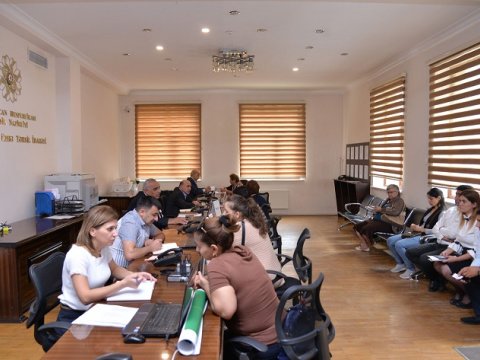 Paytaxt məktəblərinin I sinfinə qəbul üçün 48215 şagird elektron qeydiyyatdan keçib