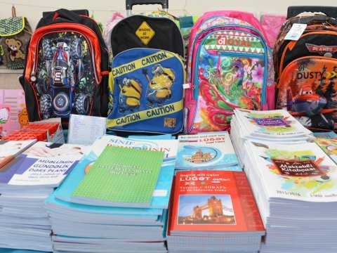 Məktəbli ləvazimatlarının ceyran belinə qalxma səbəbləri – Ekspert faktları sadalayır  