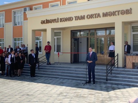 Gürcü dillində yeni məktəb binası istifadəyə verildi - Azərbaycanda 