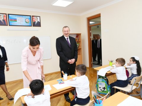 İlham Əliyev: “Həmişə müəllimə böyük hörmət olub” - YENİLƏNİB  