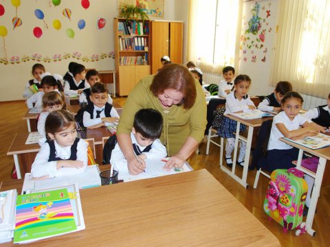 Şagirdlərin yerdəyişməsi ilə bağlı 56 462 müraciət daxil olub