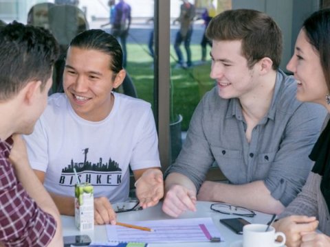 Orta ixtisas təhsili müəssisələrində oxuyanlar daha çox texniki ixtisaslara üstünlük veriblər