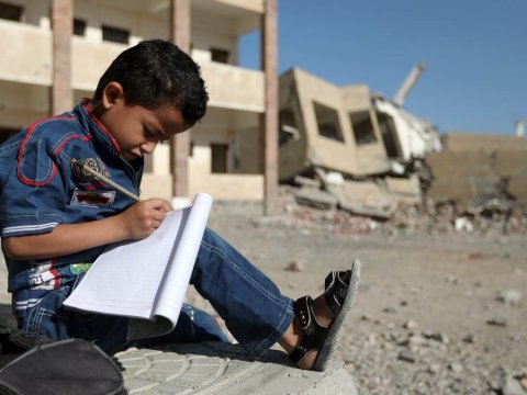 Qorxu və dəhşətin dərs dediyi şagirdlər-  Güllələnmiş təhsilin VİDEOSU