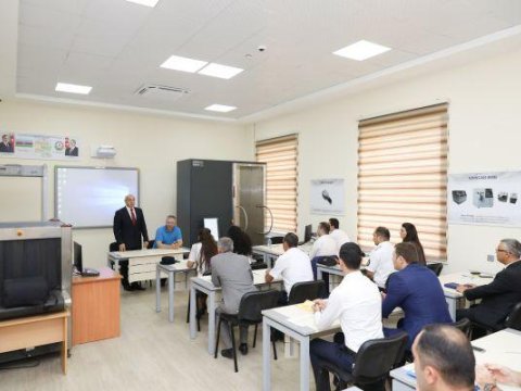 Gömrük Akademiyasında ixtisasartırma təlimi başlayıb  