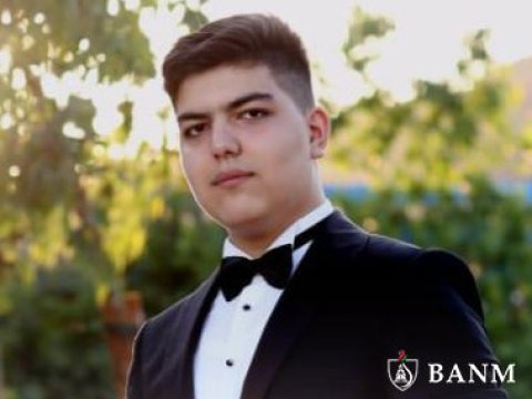 Prezident təqaüdçüsü : “Beynəlxalq təhsil proqramlarına uyğun təhsil almaq üçün  Bakı Ali Neft Məktəbini seçdim”