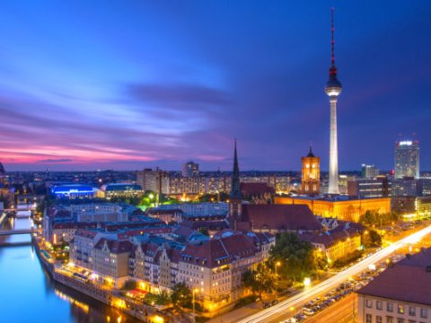 Gənc alimlərimiz Almaniyada oxuya bilərlər – Əla şans  