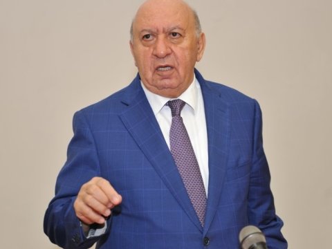 BMU-da  yüksək nəticə göstərən I kurs tələbələri ilə görüş - FOTO
