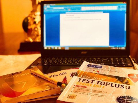  Xarici dil dərslərində dinləmə bacarığını artırmağın sadə və vacib üsulları – Ekspert danışır  