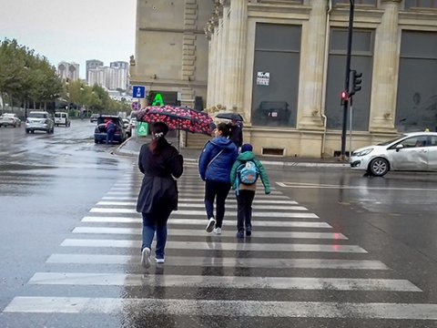 Şəkidə maşın vuran məktəblinin vəziyyəti yaxşıdır – “Dərsə davam edir”  