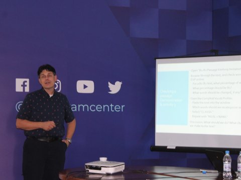 “Müəllimlər üçün intensiv peşəkar inkişaf təlimi və konsultasiya” proqramı çərçivəsində təlimlər davam edir