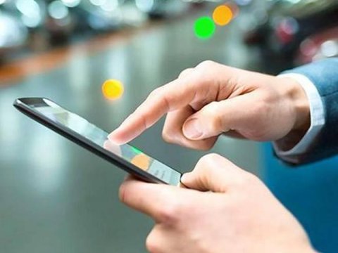 Şagirdlərin davamiyyəti barədə SMS-bildiriş xidməti bərpa olundu