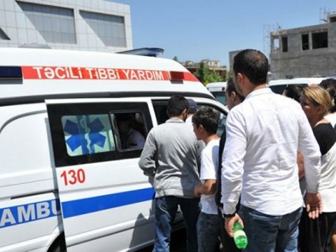 Azərbaycanda müəllim dərs vaxtı öldü