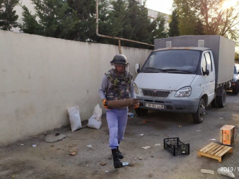 Bakıda məktəbin yanında bomba tapıldı 