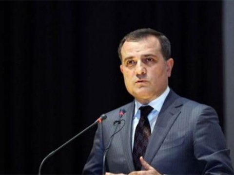 Təhsil naziri  məktəb direktoruna şiddətli töhmət verib