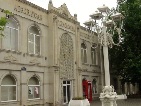 Tələbələr “Qarabağ Azərbaycandır və nida işarəsi” fləşmobu təşkil ediblər