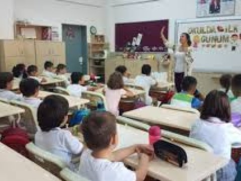 Məktəblər bu səbəbdən bağlandı