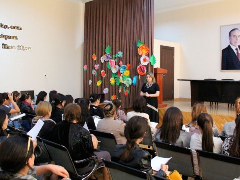 İbtidai sinif müəllimləri üçün seminarlar keçirilib  